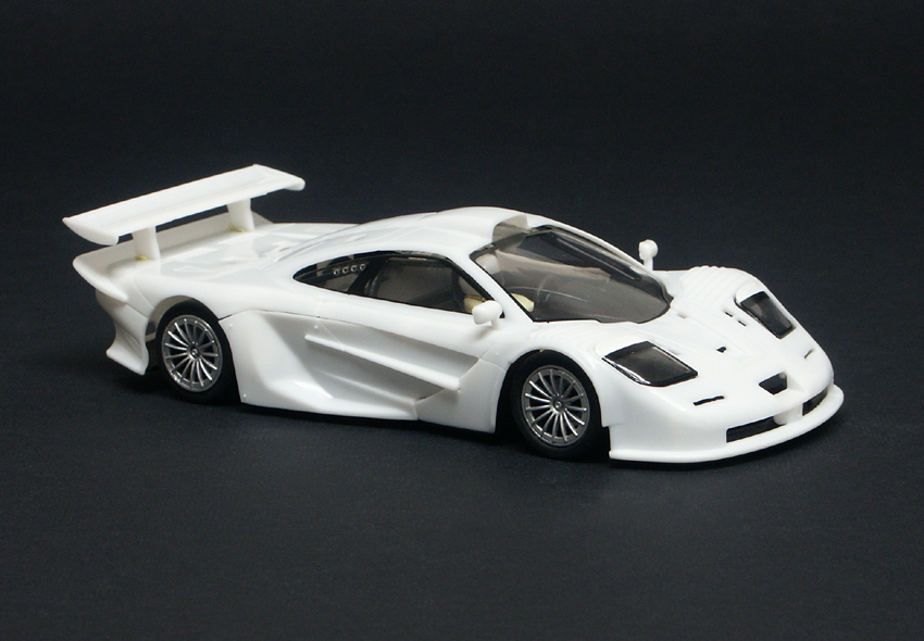 42-SICA10Z  McLaren F1 GT-R - White Unpainted Kit*